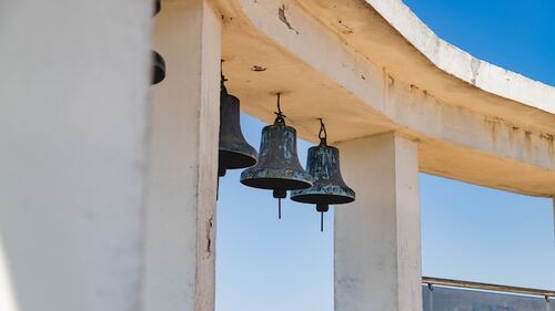 Lessons Of Midnight Nguyen Si Kha • Bells Of Gal • 2022
